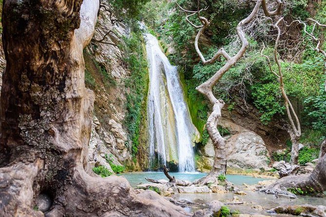 River Trekking in Neda - Key Points
