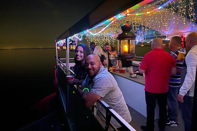 Riverboat Sunset Cruise in St Cloud - Minimum Traveler Requirements