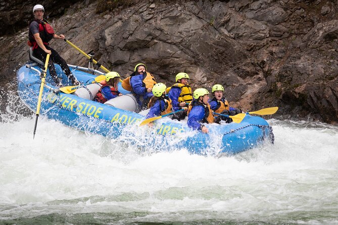 Riverside Rafting on Clearwater River in Wells Gray Park - Cliff Jumping Adventures