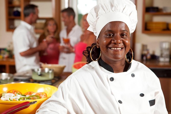 Roatan: Chef Services & Catering - Key Points