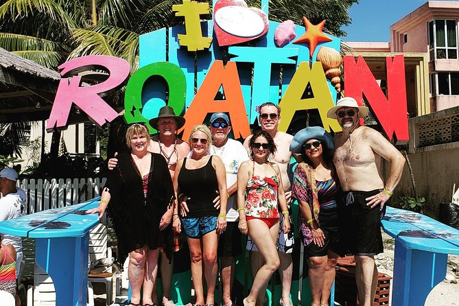 Roatan City Tour-Viewpoints, Landmarks, Chocolate and Rum Tasting - Pickup Information