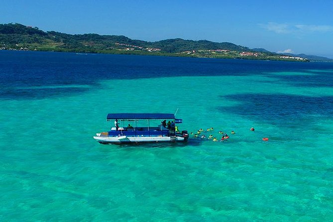 Roatan Private Catamaran Shipwreck, Blue Channel and Starfish With Transfer - Reviews and Ratings