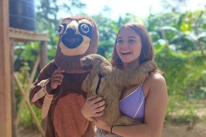 Roatan Wild Side Monkyes and Sloth Hangout Iguana and Snorkeling - Interactions With Primates and Sloths
