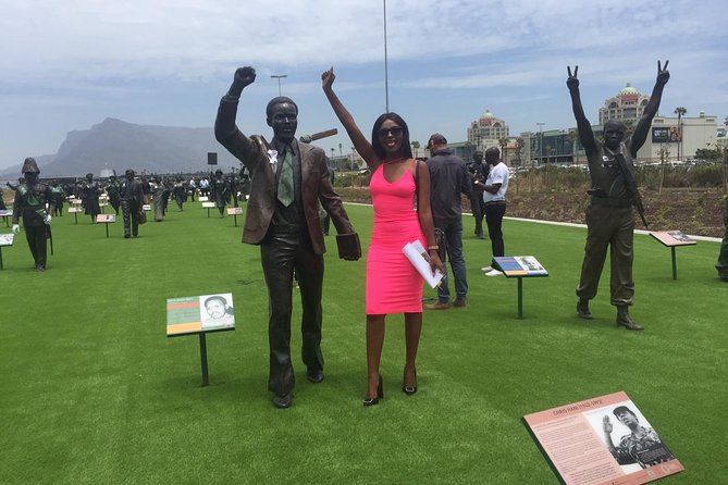 Robben Island and Long Walk to Freedom Historical Full Day Tour. - Long Walk to Freedom Statues