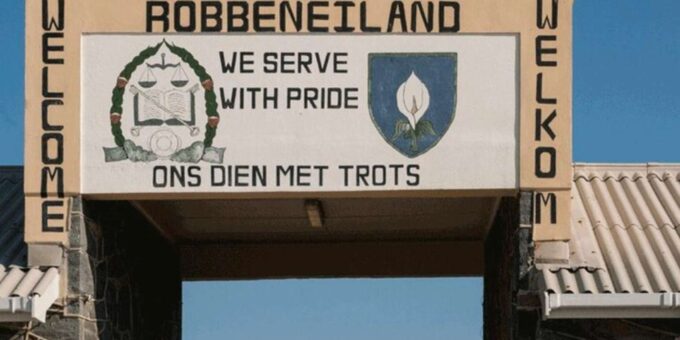 Robben Island Half Day Tour With Pre-Booked Ticket - Tour Highlights