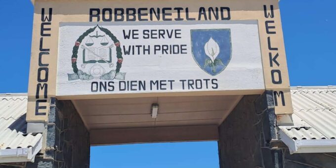 Robben Island,Cape of Good Hope ,Penguin, Muizenberg,Bokaap - Penguin Encounter