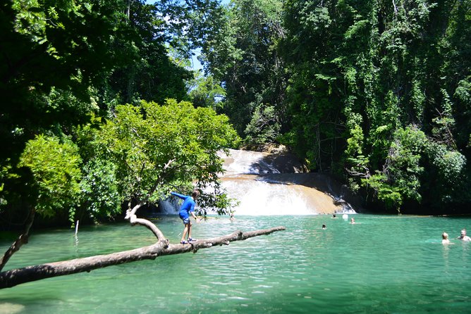 Roberto Barrios Waterfalls - Pickup and Schedule Details