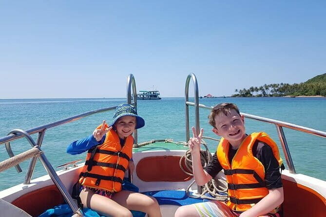 Robinson Tour By Private Speedboat with BBQ Lunch - Key Points
