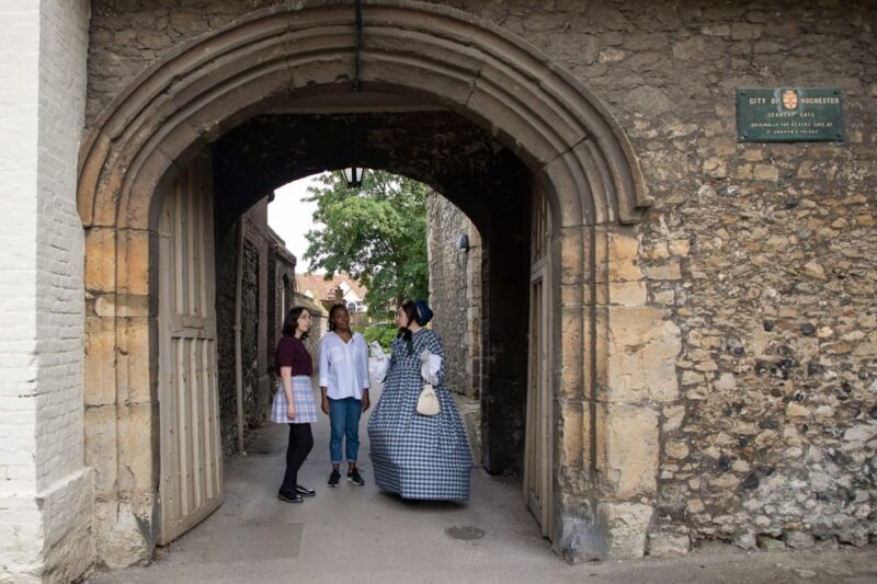 Rochester, Kent: Costumed Guided Tour - Tour Features