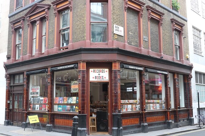 Rock & Roll Quest Experience in London - Playing the Rock & Roll Quest