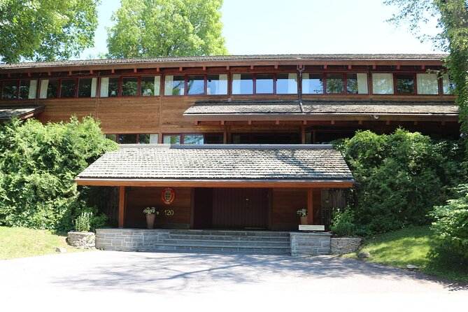 Rockcliffe Ottawa: Quest Experience - Nearby Public Transportation