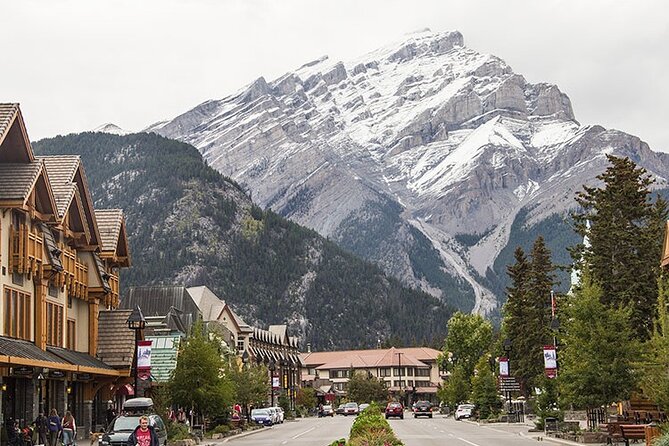 Rocky Mountains Jasper and Banff Tour 5 Day - Traversing the Columbia Icefield