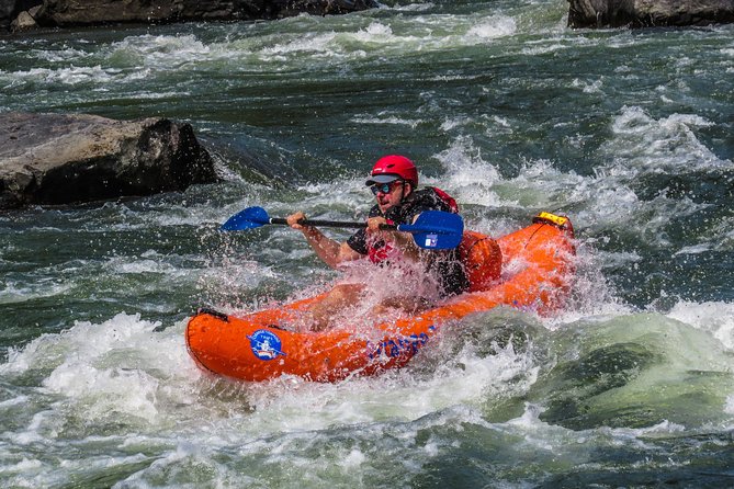 Rogue River Hellgate Canyon PM Half-Day Raft Trip - Gentle Rapids and White-Water Challenges