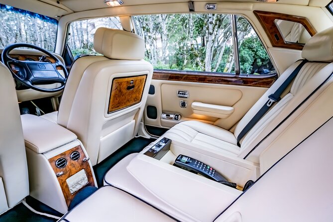 Rolls-Royce Chauffeured All-inclusive Wine Tasting Tour - Pickup Information