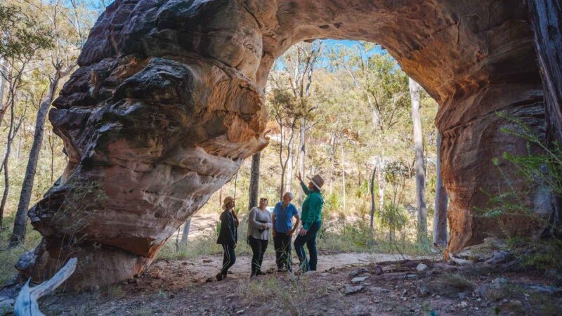 Roma: Lost World Carnarvons and Wallaroo Day Tour - Inclusions