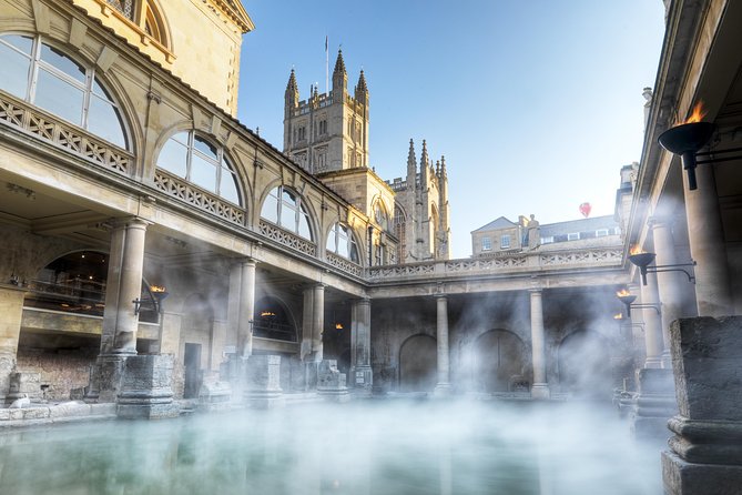 Roman Baths Entry and Walking Tour With Blue Badge Tour Guide - Highlights of the Walking Tour