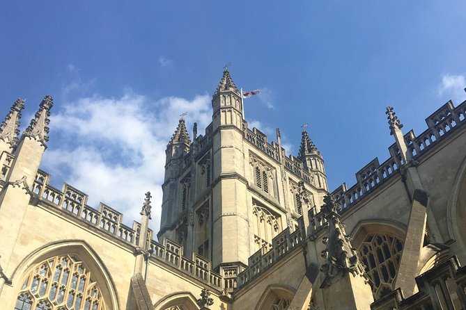 Roman Baths Entry and Walking Tour With Blue Badge Tour Guide - Meeting and End Point