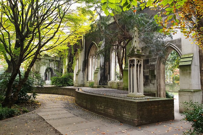 Roman Ruins to Blitz Bombings: A Walking Tour of Londons Fiery History - Navigating the Tours Logistics and Details