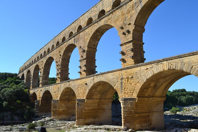 Roman Sites and Historical Places Small-Group Day Trip From Avignon - Inclusions and Exclusions of the Tour