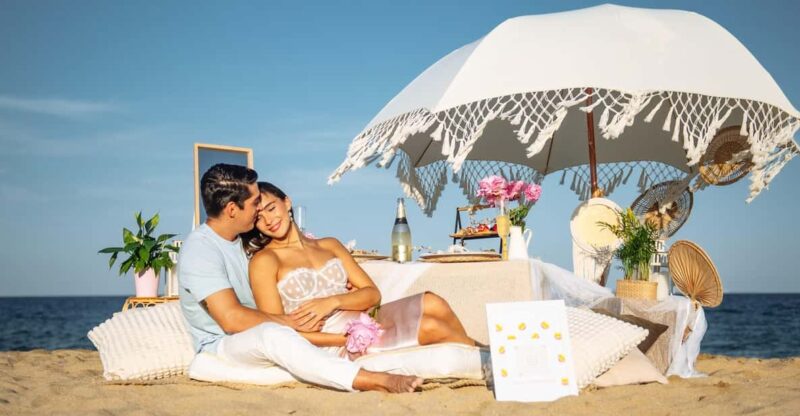 Romantic Beach Picnic - Itinerary Highlights