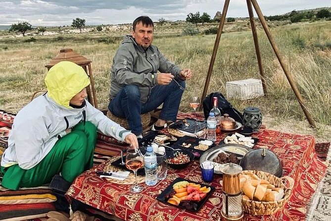 Romantic Cappadocia Private Sunset Dinner With Wild Food - Location and Ambiance