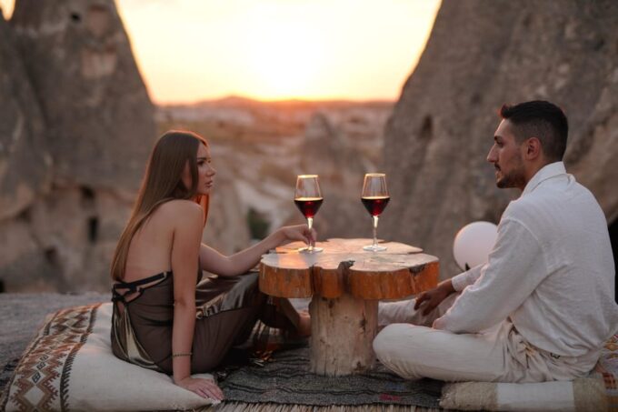 Romantic Cappadocia Sunset Dinner and Wine - Reservation and Cancellation Policy