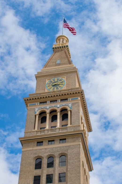 Romantic Denver: A Couple's Tour - Kissing Camels Formation