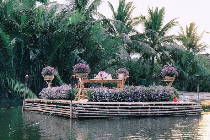 Romantic Dinning On The Bamboo Raft - Memorable Experience