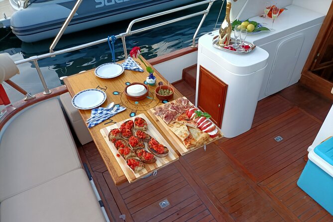 Romantic Evening in Sorrento - Meeting and Pickup Details