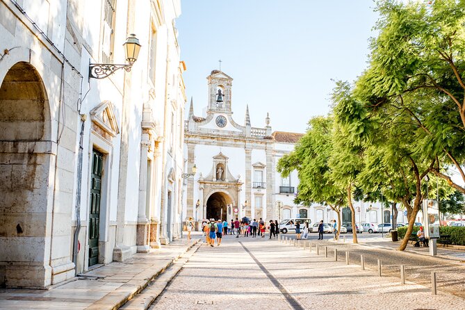 Romantic Faro Walking Tour: Historic Sights & Serene Gardens - Guided Insights and Storytelling