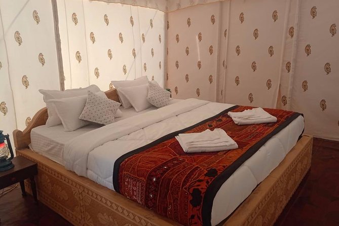 Romantic Night in the Desert - Luxury Tent Accommodation