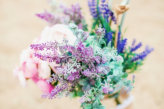 Romantic Oceanfront Beach Wedding in Honolulu - Ceremony Details