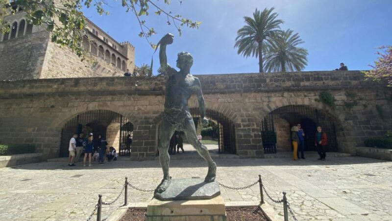 Romantic Palma De Mallorca Exploration Game: a Lover'S Tale - Group Participation Options