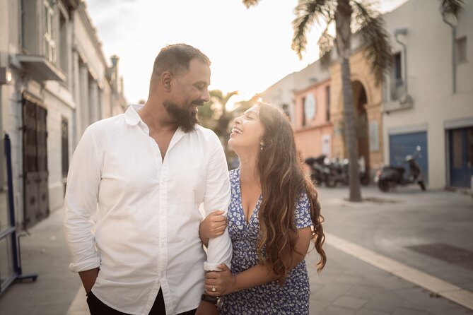 Romantic Photoshoot in Nices Old Town or Nearby - Capturing Picturesque Vantage Points