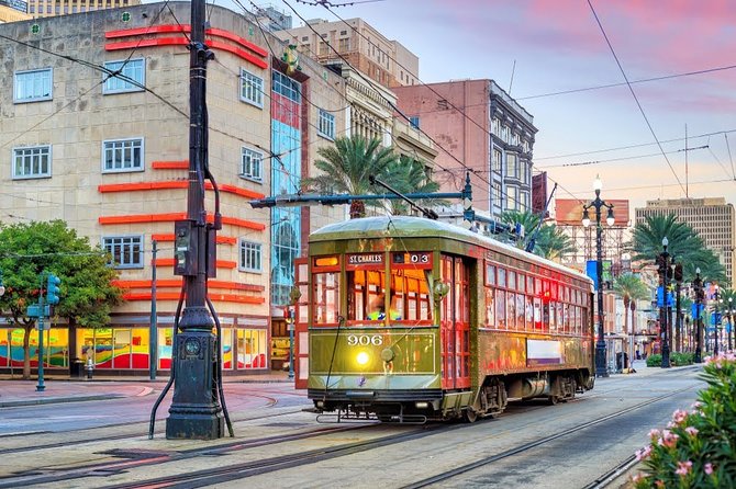 Romantic Rendezvous: A Love-Filled Journey in New Orleans - A Stroll Through Jackson Square