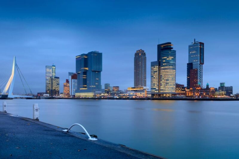 Romantic Rotterdam Walking Tour: Iconic City Highlights - Key Points
