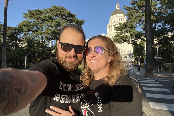 Romantic Sacramento Quest Experience - Visiting the Rose Garden
