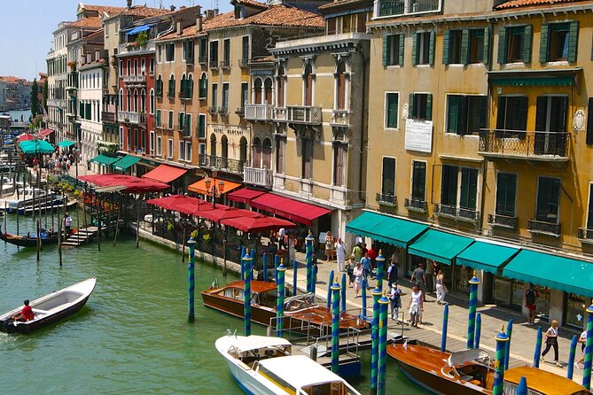 Romantic Serenade Gondola Tour: Private Ride - Exploring the Grand Canal
