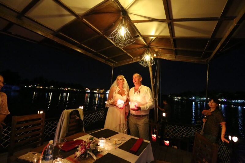 Romantic Sunset Dinner Cruise in Hoi An - Vegetarian and Additional Options