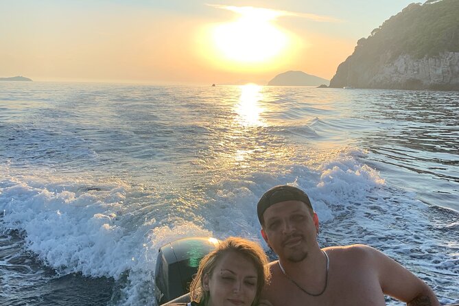 Romantic Sunset Sea View - Accessibility and Participation