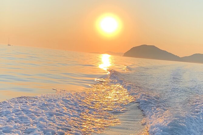 Romantic Sunset Sea View - Romantic Sunset Cruise