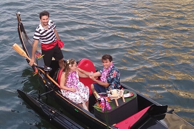 Romantic Waikiki Gondola Luxury Cruise & Hop on Hop off Bus - Sightseeing Bus Voucher