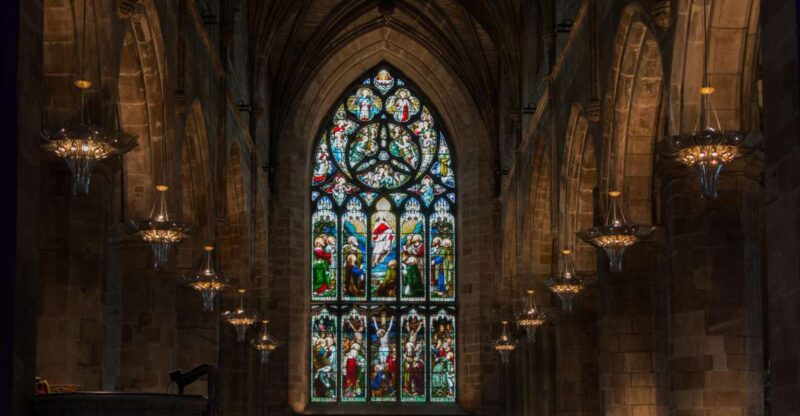 Romantic Walks in Roslin: A Scottish Love Story - Discover Historic Wonders