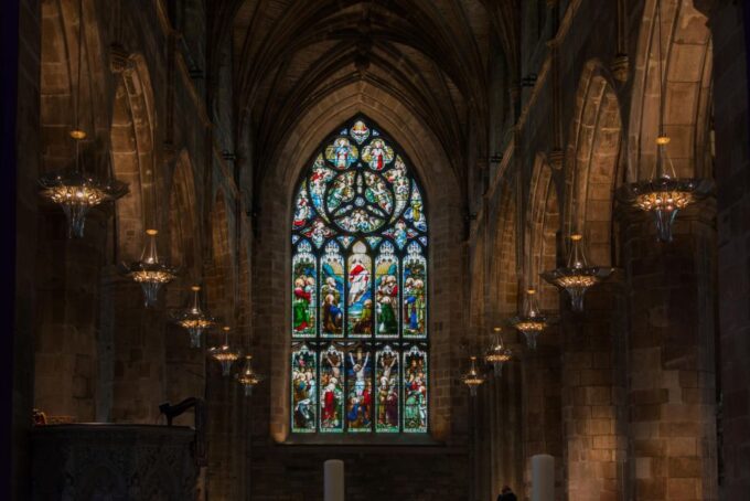 Romantic Walks in Roslin: A Scottish Love Story - Frequently Asked Questions