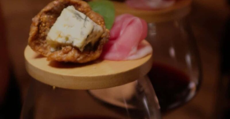 Romantic Wine Tasting Experience at Koccio Valletta - Enchanting Venue and Atmosphere