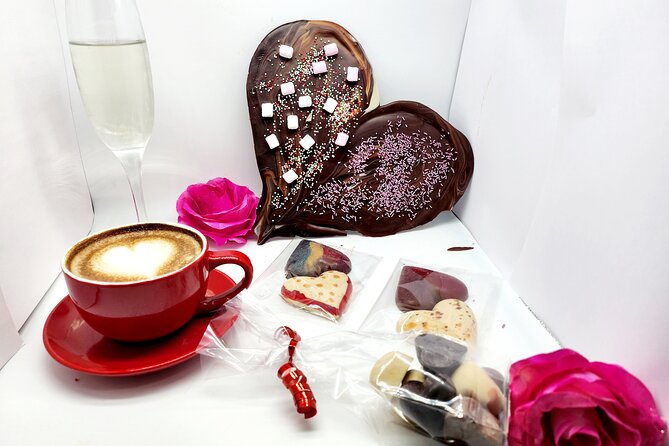 Romantic Workshop With Drinks for Two - About Your Stay