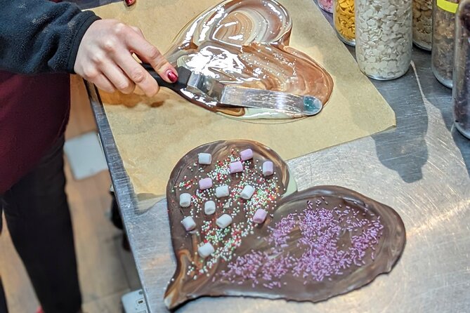 Romantic Workshop With Drinks for Two - Tempering Techniques