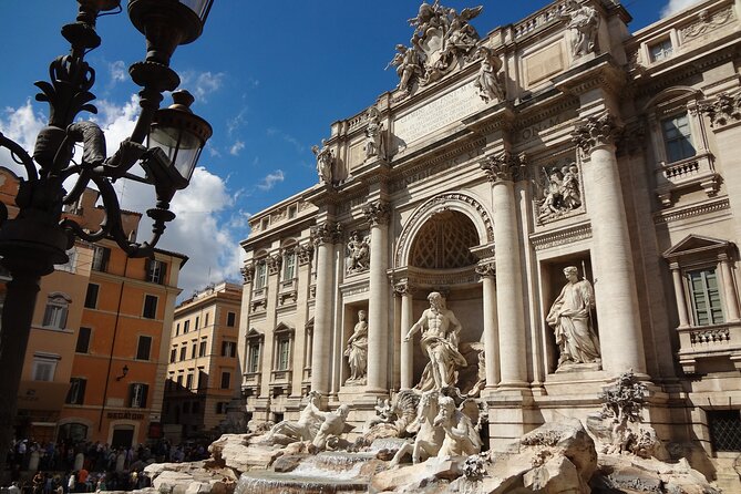 Rome 2-Day Sightseeing Tour With Trevi Fountain, Colosseum & More - Exploring Ancient Rome