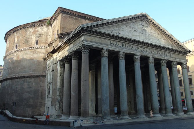 Rome 3 Hours Walking Tour With Licensed Expert Local Guide - Tour Highlights