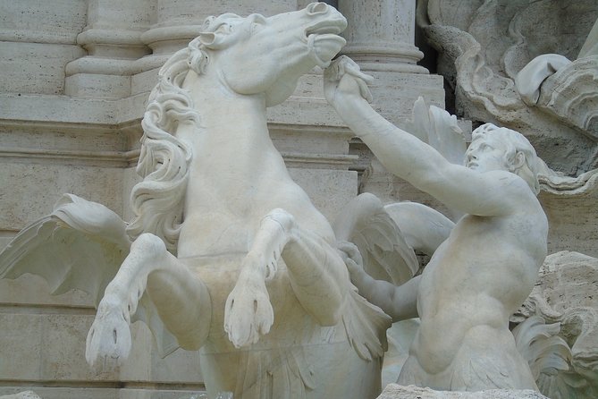 Rome 3 Hours Walking Tour With Licensed Expert Local Guide - Accessibility and Luggage